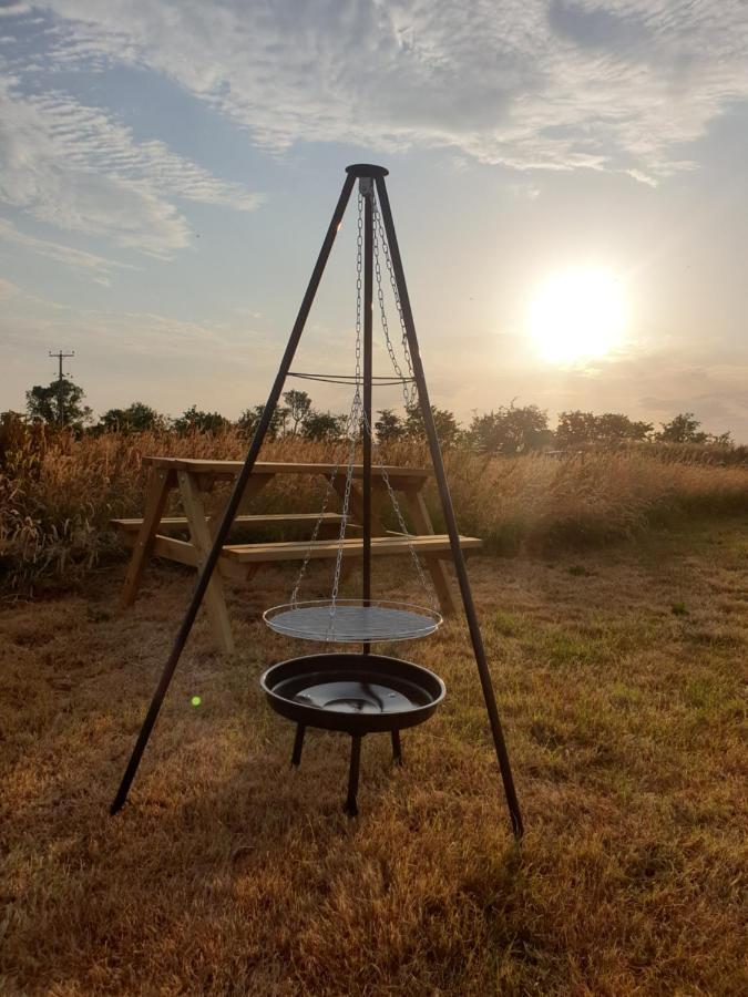 6M Emperor Tent Near Whitby With Log Burner Liverton Eksteriør bilde